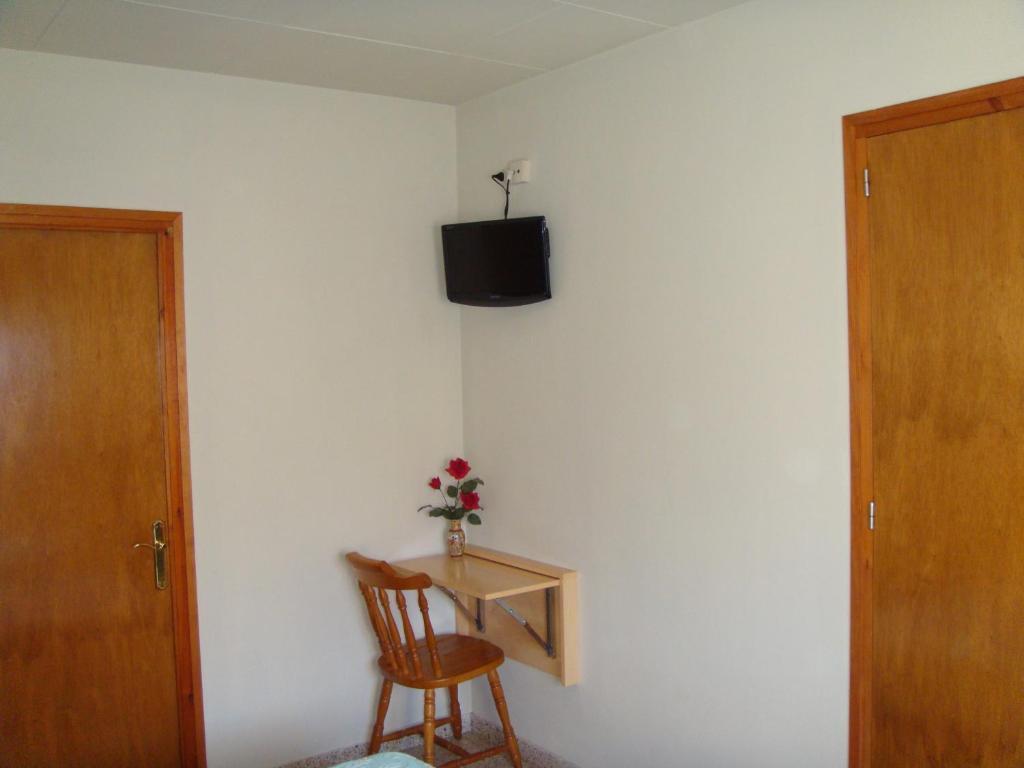 Hostal Casa Joan San Lorenzo de Morunys Rum bild