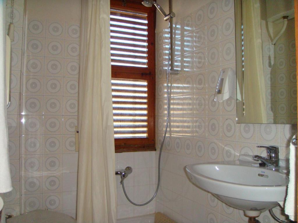 Hostal Casa Joan San Lorenzo de Morunys Rum bild